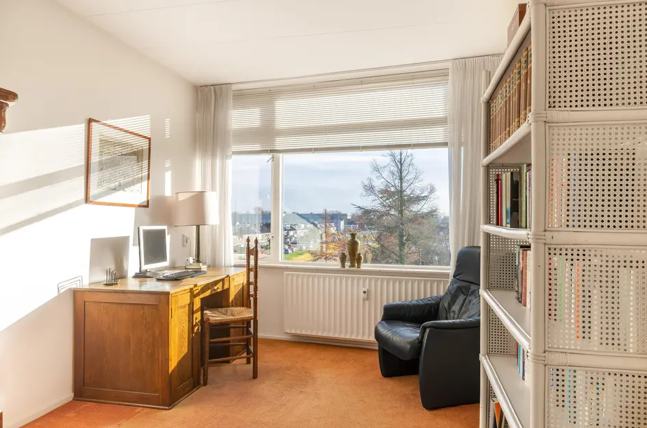 Admiraal de Ruyterlaan 30