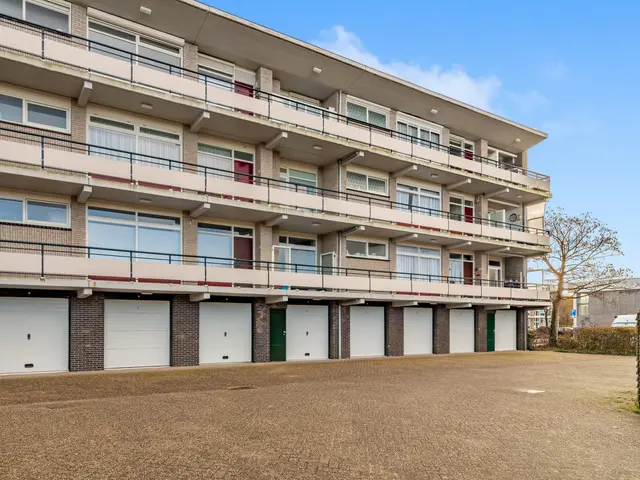 Admiraal de Ruyterlaan 30, CASTRICUM