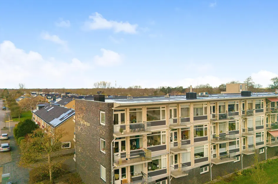 Admiraal de Ruyterlaan 30