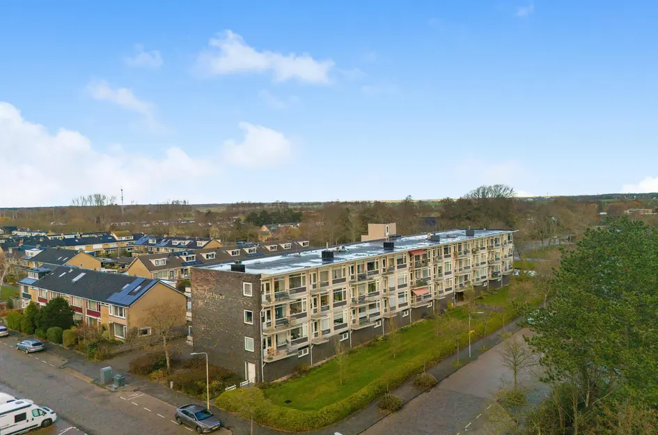 Admiraal de Ruyterlaan 30