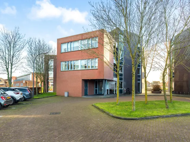 Graskamplaan 64, UITGEEST