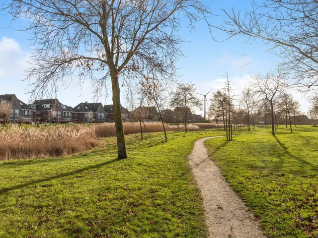 Graskamplaan 64, UITGEEST