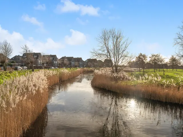 Graskamplaan 64, UITGEEST