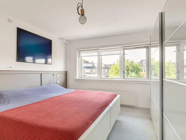 Gladiolenlaan 12, BEVERWIJK