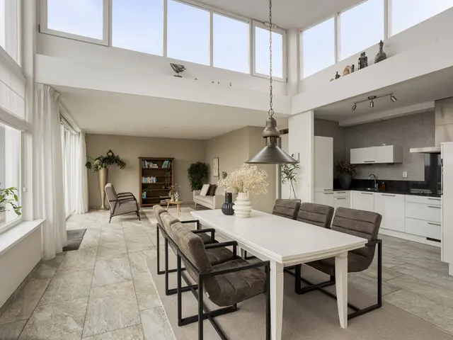 Raadhuisstraat 143, HEEMSKERK