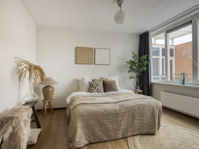 Raadhuisstraat 143, HEEMSKERK