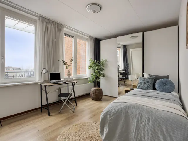 Raadhuisstraat 143, HEEMSKERK