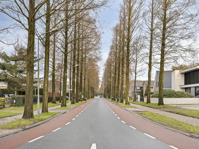 Raadhuisstraat 143, HEEMSKERK