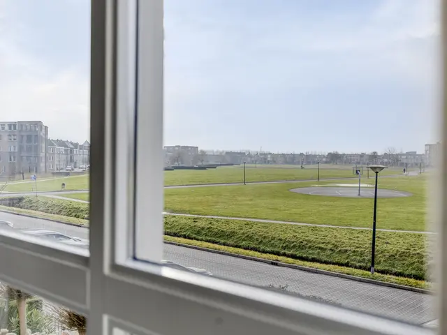 Avenweide 72, HEEMSKERK