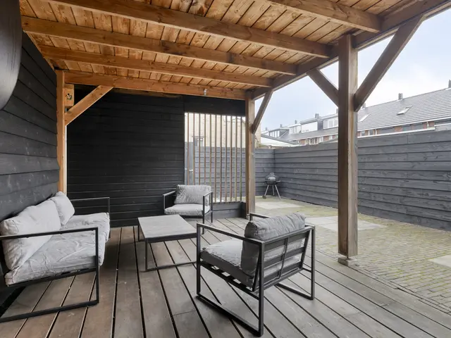 Avenweide 72, HEEMSKERK