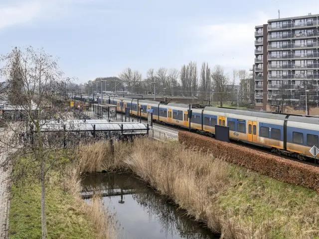 Avenweide 72, HEEMSKERK