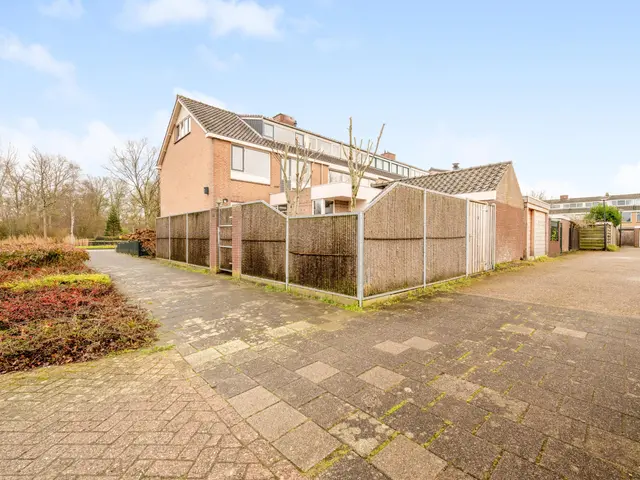 Brouwersgracht 15, HEERHUGOWAARD