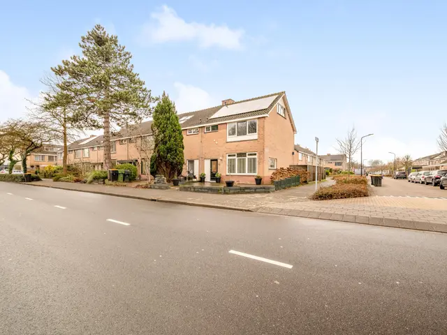 Brouwersgracht 15, HEERHUGOWAARD