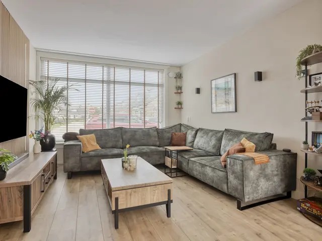 Schutterstraat 11, IJMUIDEN