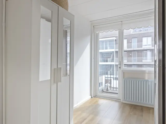 Schutterstraat 11, IJMUIDEN