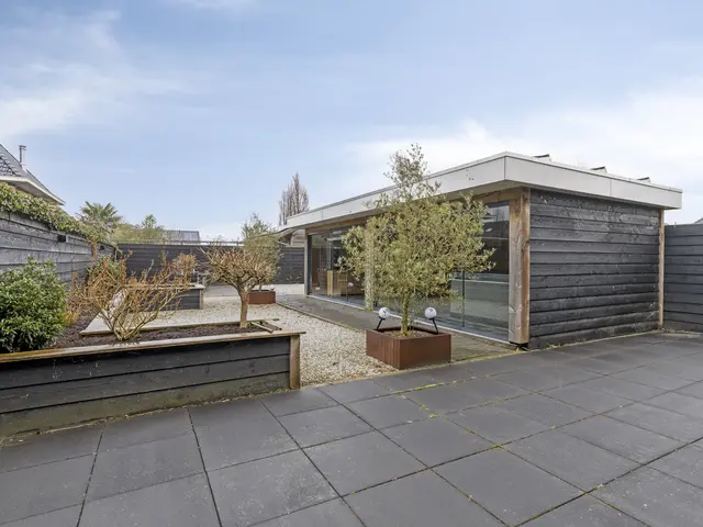 Weegbree 73, HEERHUGOWAARD