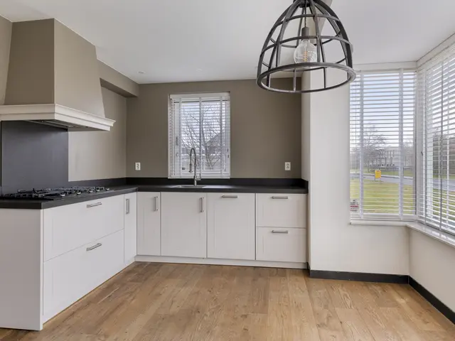 Weegbree 73, HEERHUGOWAARD