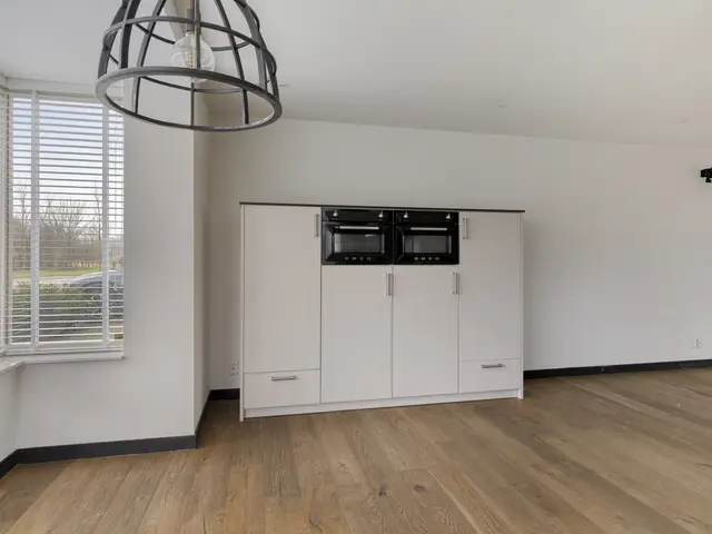 Weegbree 73, HEERHUGOWAARD