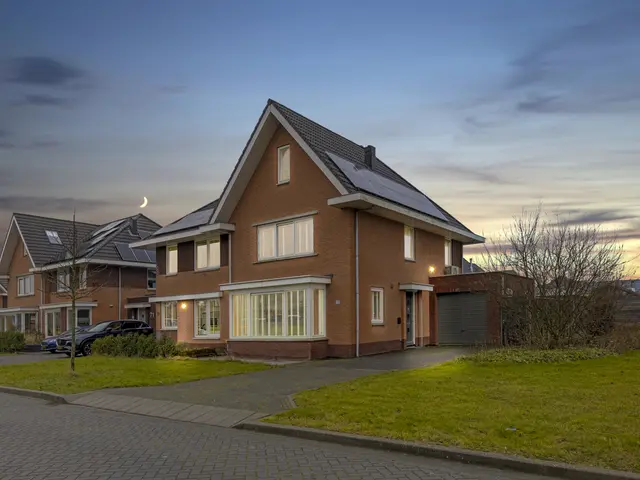 Weegbree 73, HEERHUGOWAARD