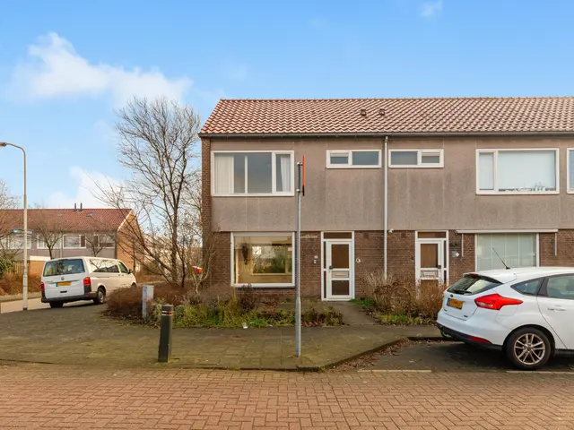 Spaarnestraat 15, BEVERWIJK