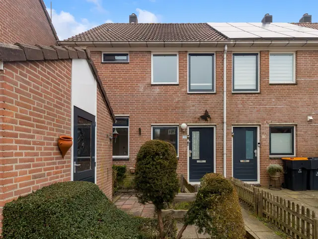 Dinkel 13, HEERHUGOWAARD