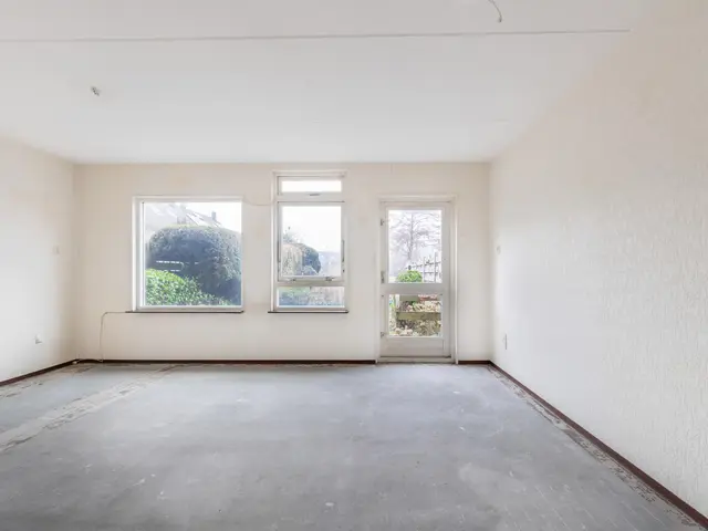 Dinkel 13, HEERHUGOWAARD