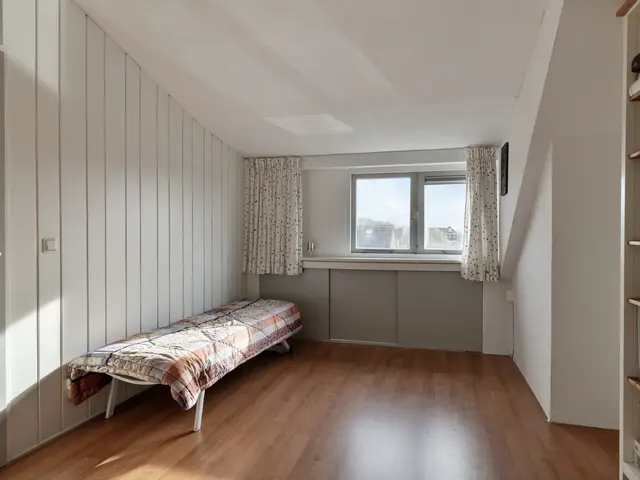 Lange Dresch 49, AKERSLOOT