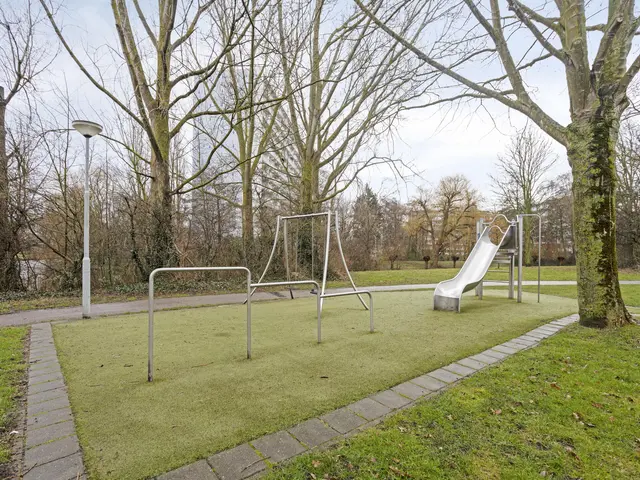 Leeuwenburg 25, HEEMSKERK