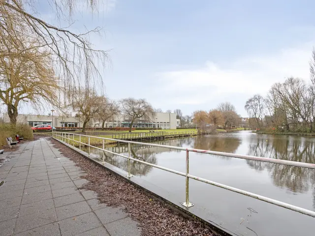 Leeuwenburg 25, HEEMSKERK