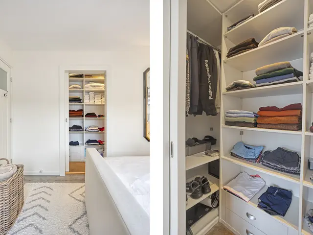 Lessestraat 55, HEEMSKERK