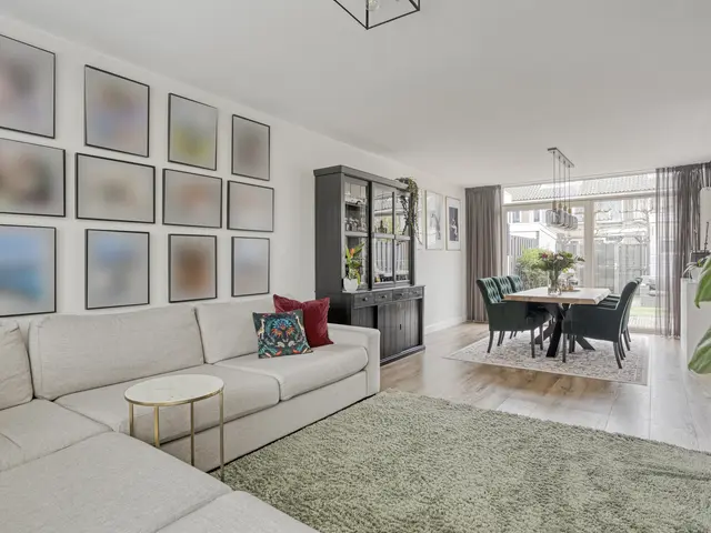 Lessestraat 55, HEEMSKERK