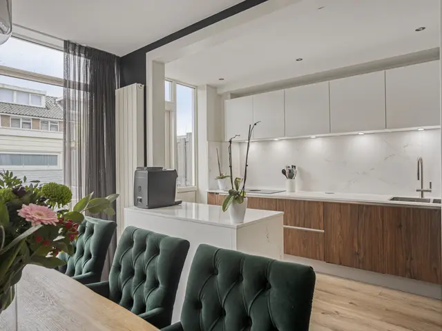 Lessestraat 55, HEEMSKERK