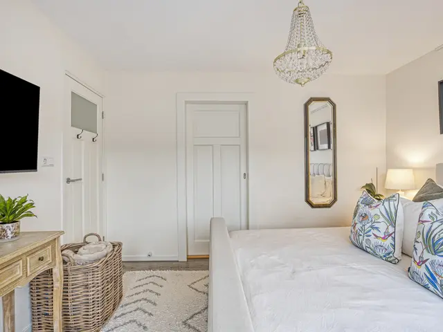 Lessestraat 55, HEEMSKERK