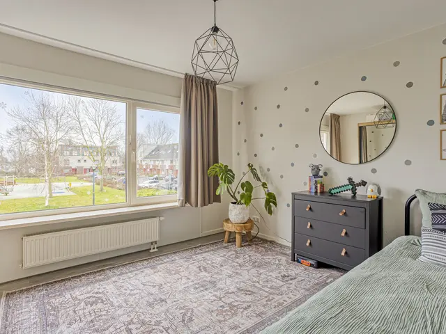 Lessestraat 55, HEEMSKERK