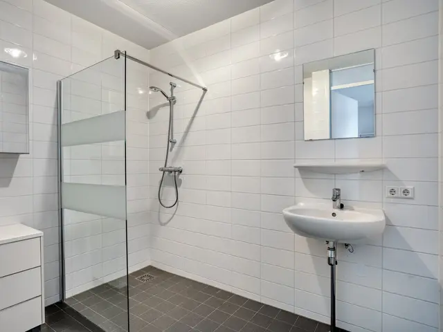 Richard Holkade 65, HAARLEM