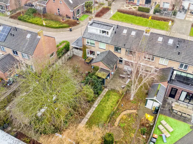 Ravenstraat 88, SCHELLINKHOUT