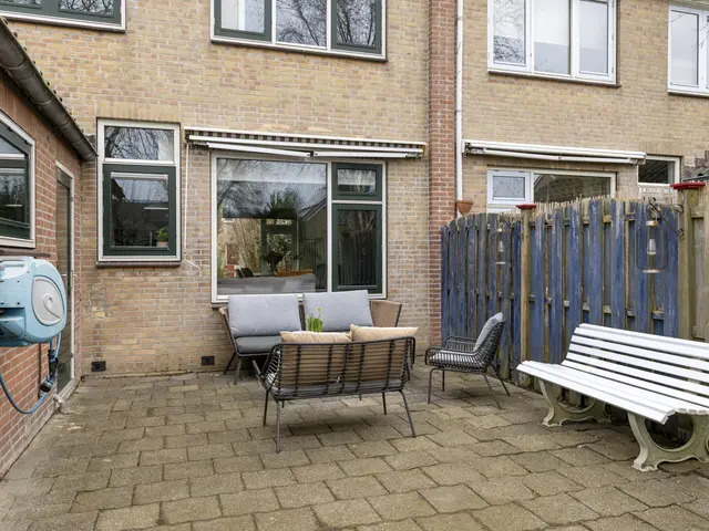 Ravenstraat 88, SCHELLINKHOUT