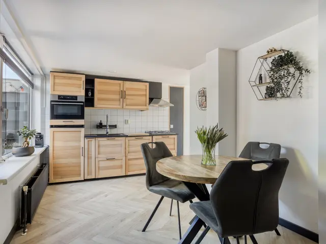Ladderbeekstraat 101, VELSEN-NOORD