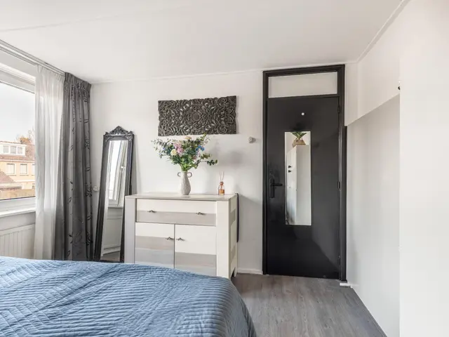 Elzenlaan 75, HEERHUGOWAARD