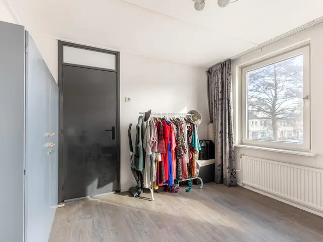 Elzenlaan 75, HEERHUGOWAARD