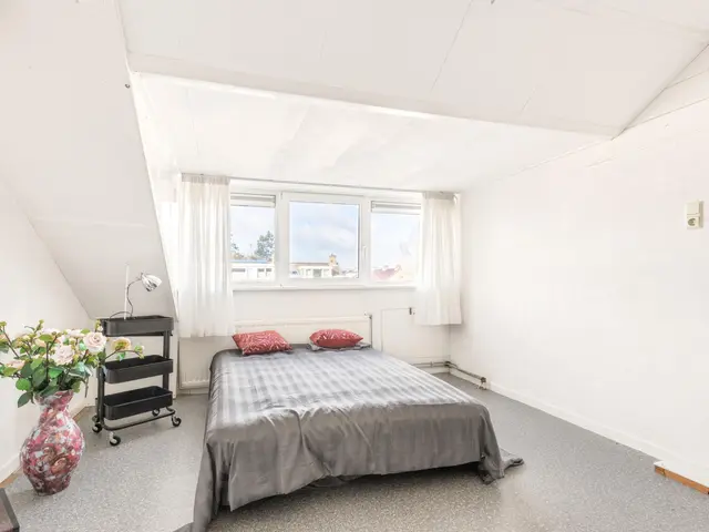 Elzenlaan 75, HEERHUGOWAARD