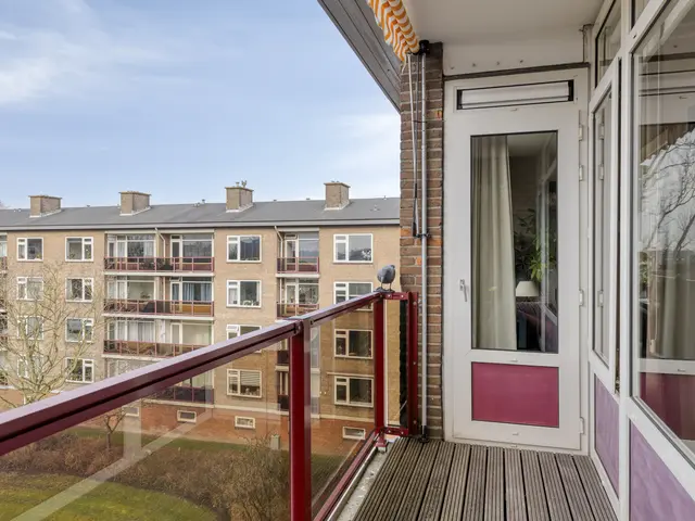 van der Ploegstraat 9, HEEMSKERK