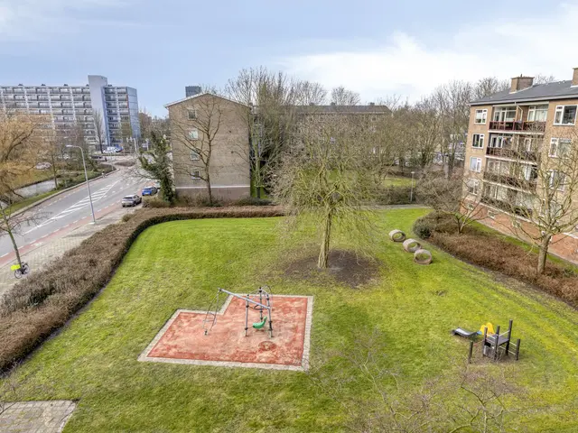 van der Ploegstraat 9, HEEMSKERK