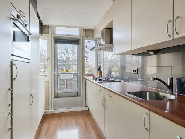 van der Ploegstraat 9, HEEMSKERK