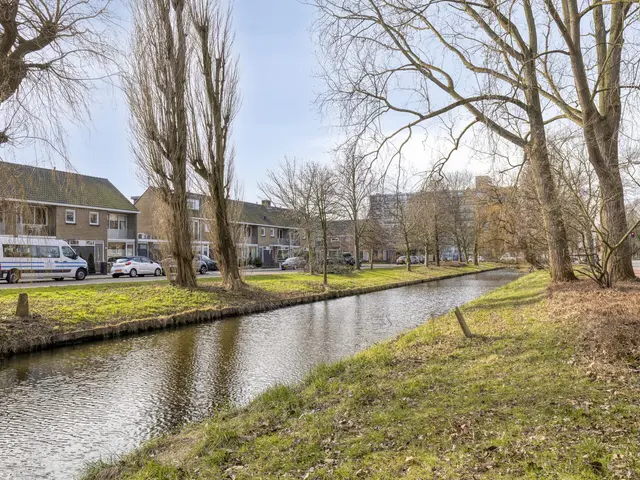 van der Ploegstraat 9, HEEMSKERK