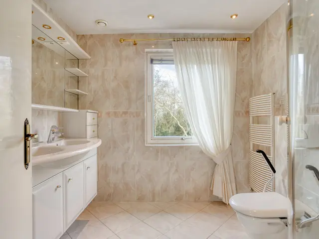 Vrijburglaan 12, HEEMSKERK