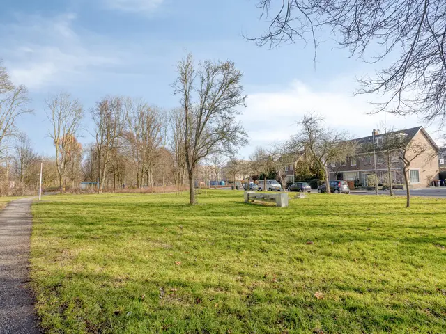 Vrijburglaan 12, HEEMSKERK