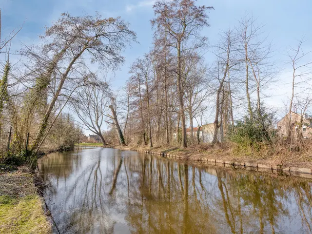 Vrijburglaan 12, HEEMSKERK