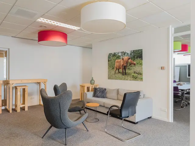 Burgemeester Nielenplein 6, Heemskerk