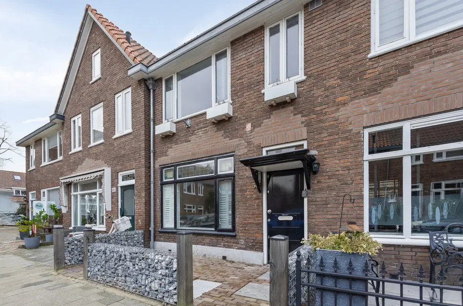 Deken Waarestraat 56